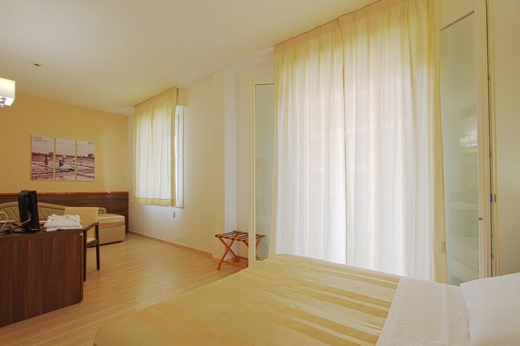 Hotel Michelangelo Milano Marittima Eksteriør bilde