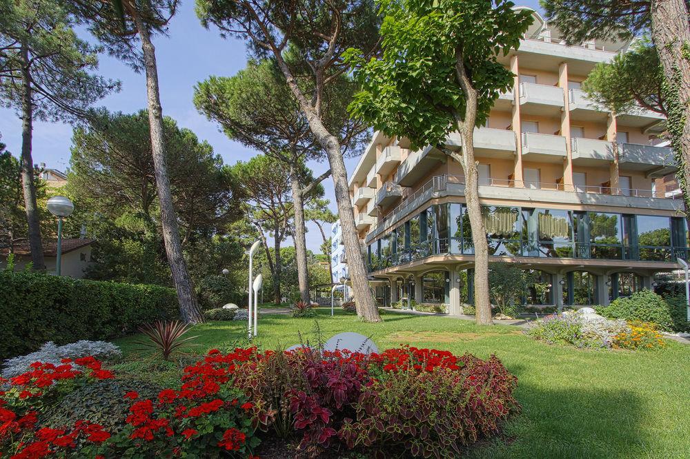 Hotel Michelangelo Milano Marittima Eksteriør bilde