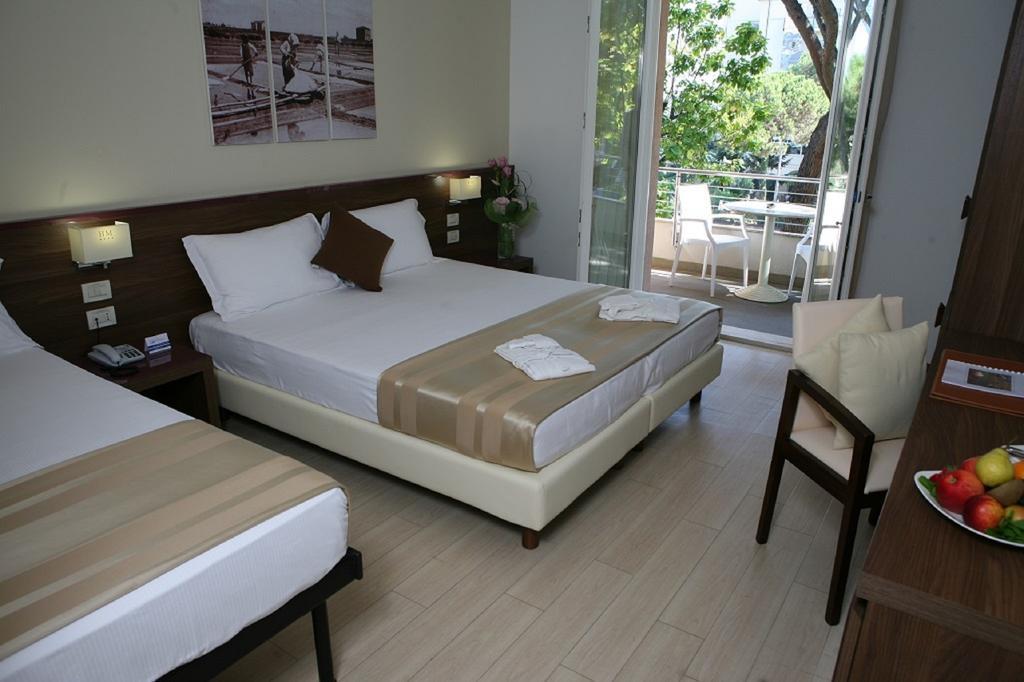 Hotel Michelangelo Milano Marittima Eksteriør bilde