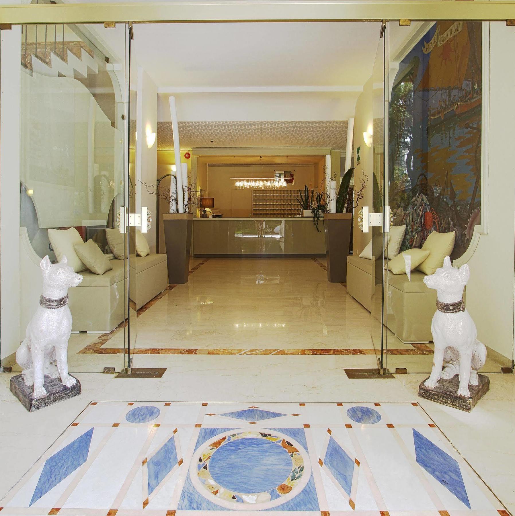 Hotel Michelangelo Milano Marittima Eksteriør bilde