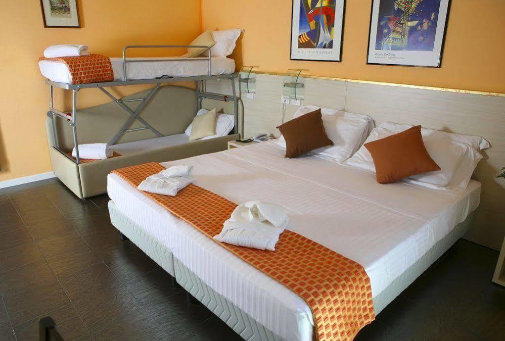 Hotel Michelangelo Milano Marittima Eksteriør bilde